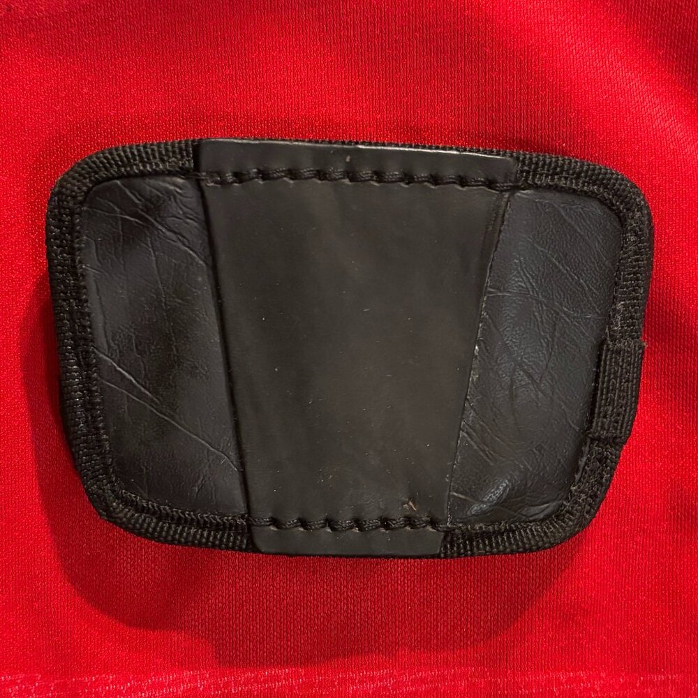 Stylish Universal Black Leather Belt Clip Holster Medium to Large Frame Autos